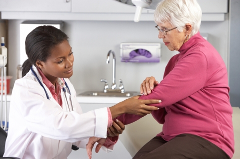 When to See a Doctor for Your Elbow Pain